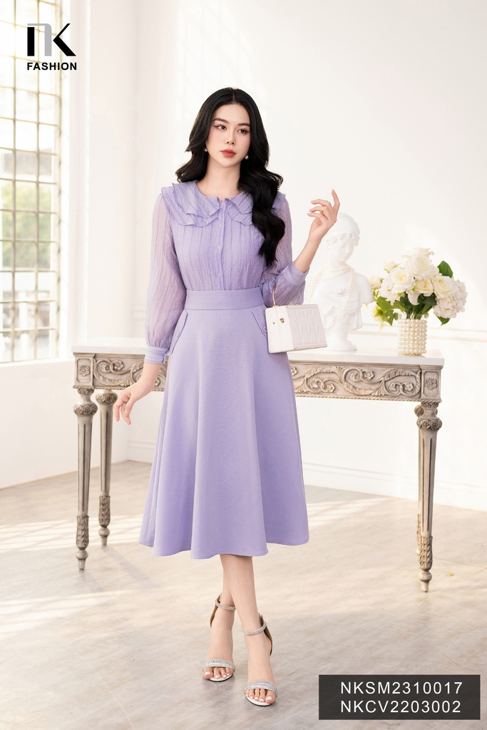 NK Fashion Áo Sơ Mi Tơ Óng Cổ Tròn Bèo Tầng, Nữ Tính NKSM2310017