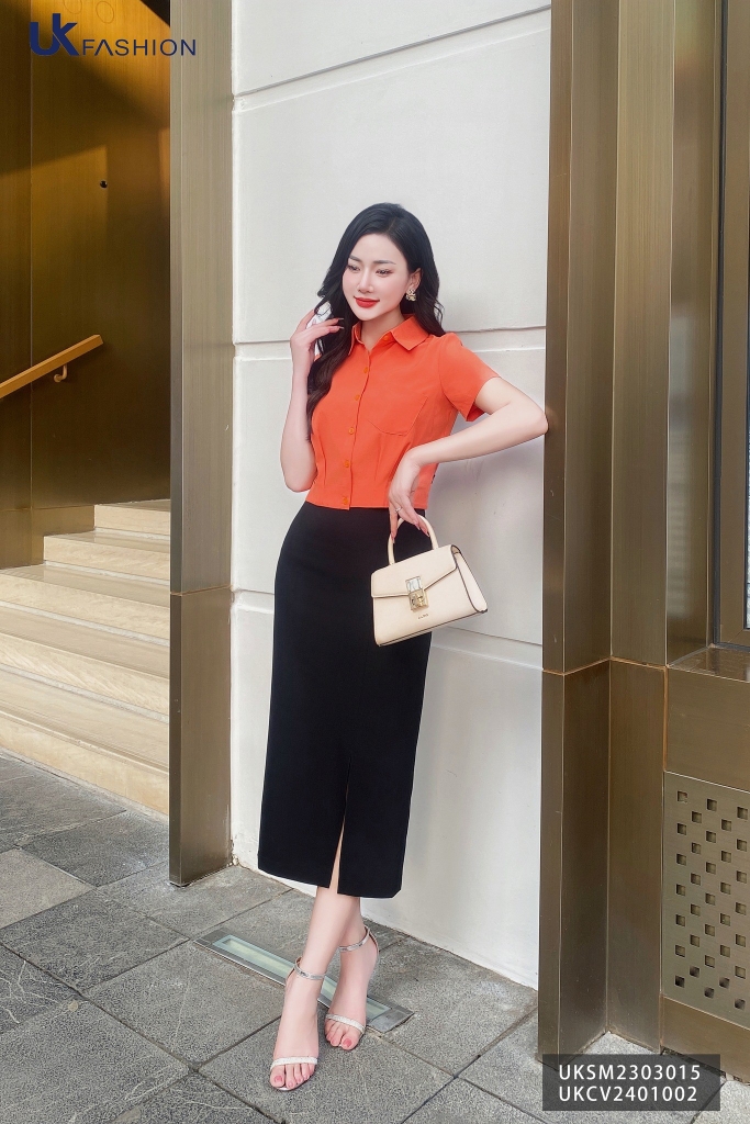 Chân váy bút chì xẻ trước UK fashion dáng dài qua gối,chất liệu mềm mịn, thiết kế công sở cao cấp UKCV2401002