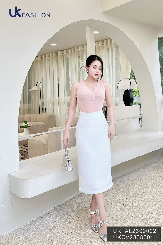 Áo len sát nách cổ tim UK Fashion Trendy, Chất Len Cao Cấp UKFAL2309002