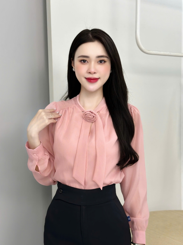 Sơ mi tơ cổ vạt hoa cực xinh xắn UKFSM2409014