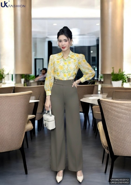 Quần ống rộng cạp súp 4 cúc UK Fashion Thời Trang Công Sở Trẻ Trung, Nữ Tính, Vải Mềm UKQU2501002