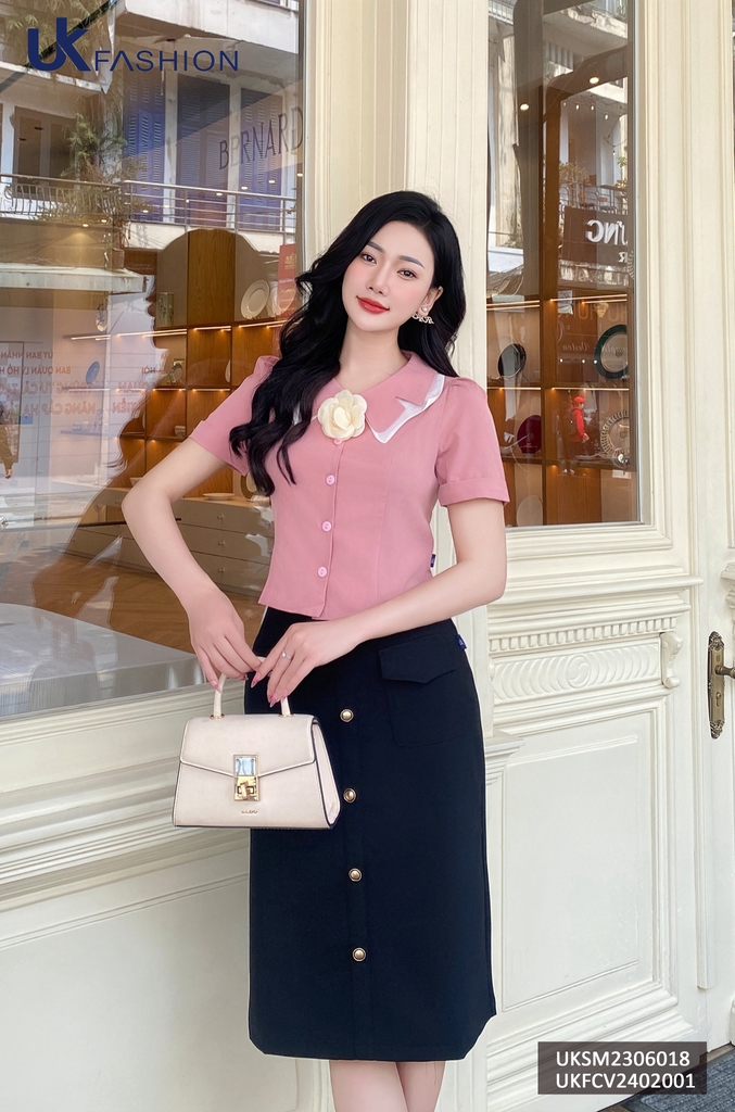Áo Sơ Mi Cổ Kép UK Fashion Chất Liệu Cao Cấp, Lên Form Đứng Dáng. trẻ trung cho các nàng công sở UKSM2306018