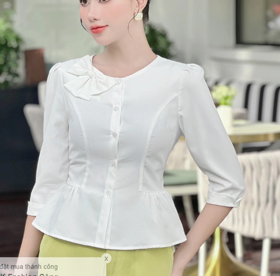 Áo sơ mi cổ tròn nhún eo UK Fashion Chất Vải Mềm Mịn Thoáng Mát Phù Hợp Đi Làm Đi Chơi UKSM2307006
