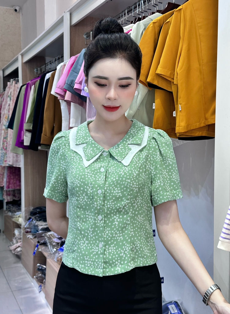 Áo Sơ Mi UK Fashion Công Sở Thiết Kế Cổ Kép, Họa Tiết Hoa Nhẹ Nhàng, Thanh Lịch, Nữ Tính UKSM2406007