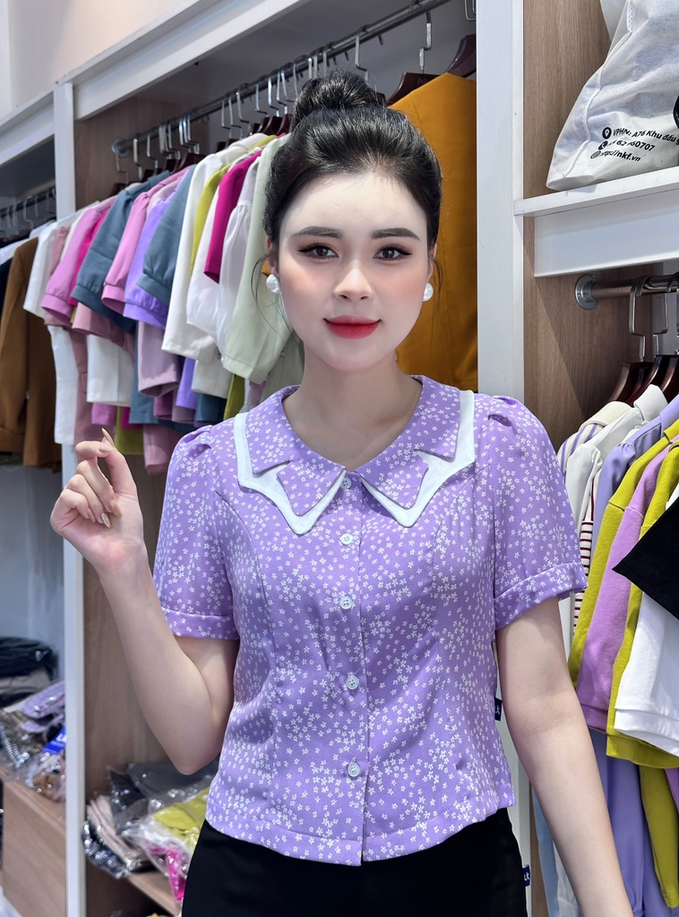 Áo Sơ Mi UK Fashion Công Sở Thiết Kế Cổ Kép, Họa Tiết Hoa Nhẹ Nhàng, Thanh Lịch, Nữ Tính UKSM2406007