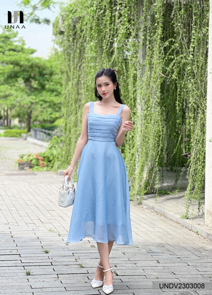 Đầm Tơ Xòe Xếp Thân 2 Dây Hở Lưng Đi Biển Unaa Fashion Maxi Cổ Vuông Mang Lại Vẻ Đẹp Dịu Dàng Và UNDV2303008