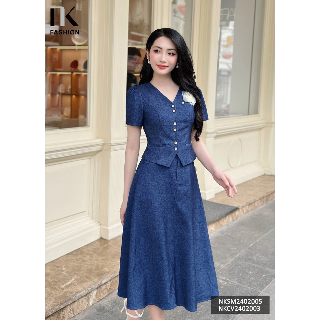 Áo Sơ Mi Demin Cổ  V  NK Fashion Kiểu Dáng Trẻ Trung, Màu Sắc Trendy, Chất Liệu Vải Nhập Cao Cấp NKSM2402005