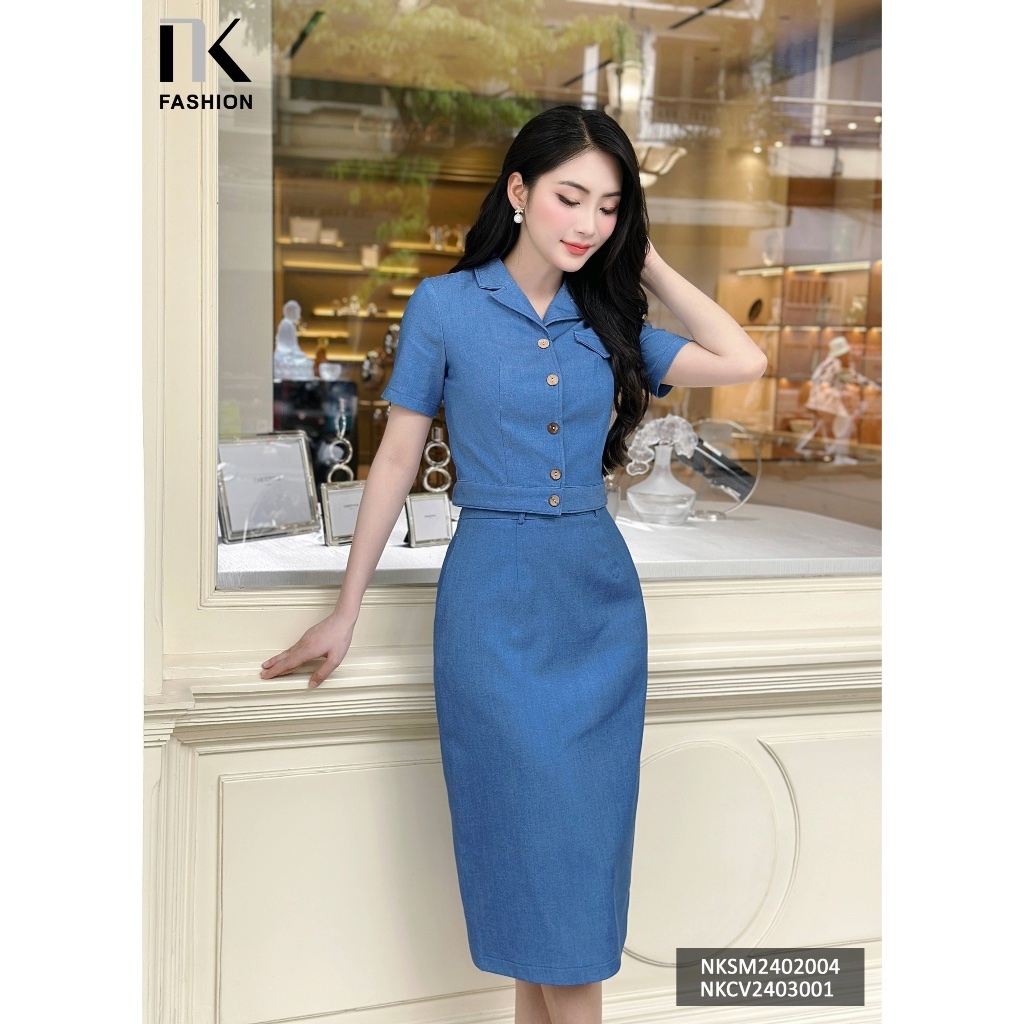 NK Fashion Áo Sơ Mi Denim Nữ Cổ Vest NK Fashion Thiết Kế Công Sở Nữ, Chiết Eo, Chất Liệu Nhập Hàn Cao Cấp NKSM2402004