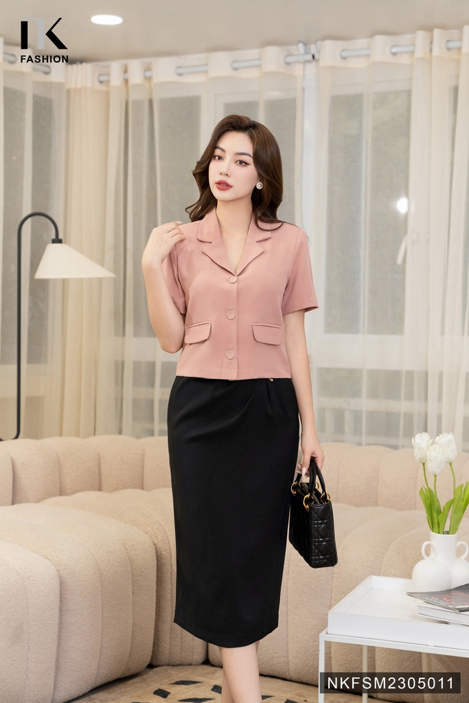 Áo Sơ Mi Tay Cộc Thiết Kế Cổ Ve Cúc Bọc Phối Túi 2 Bên NKFSM2305011