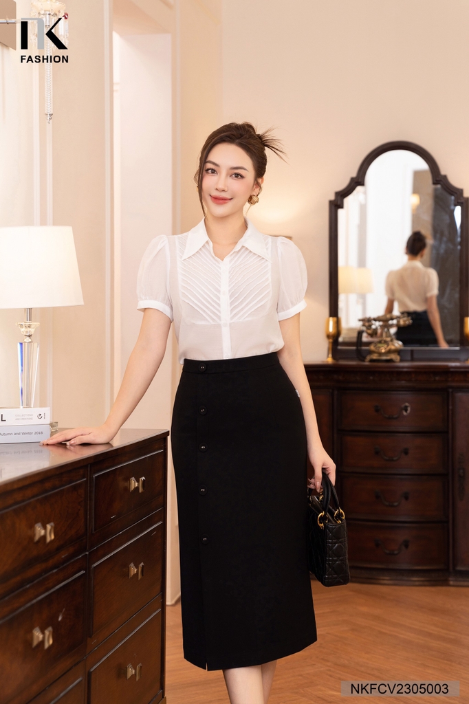 Chân Váy A Dài Nẹp Cúc Bọc NKFCV2305003