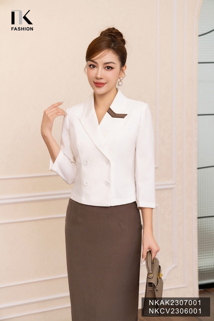 Áo Vest Lửng Giao Cúc Phối Lá Cổ  NKAK2307001