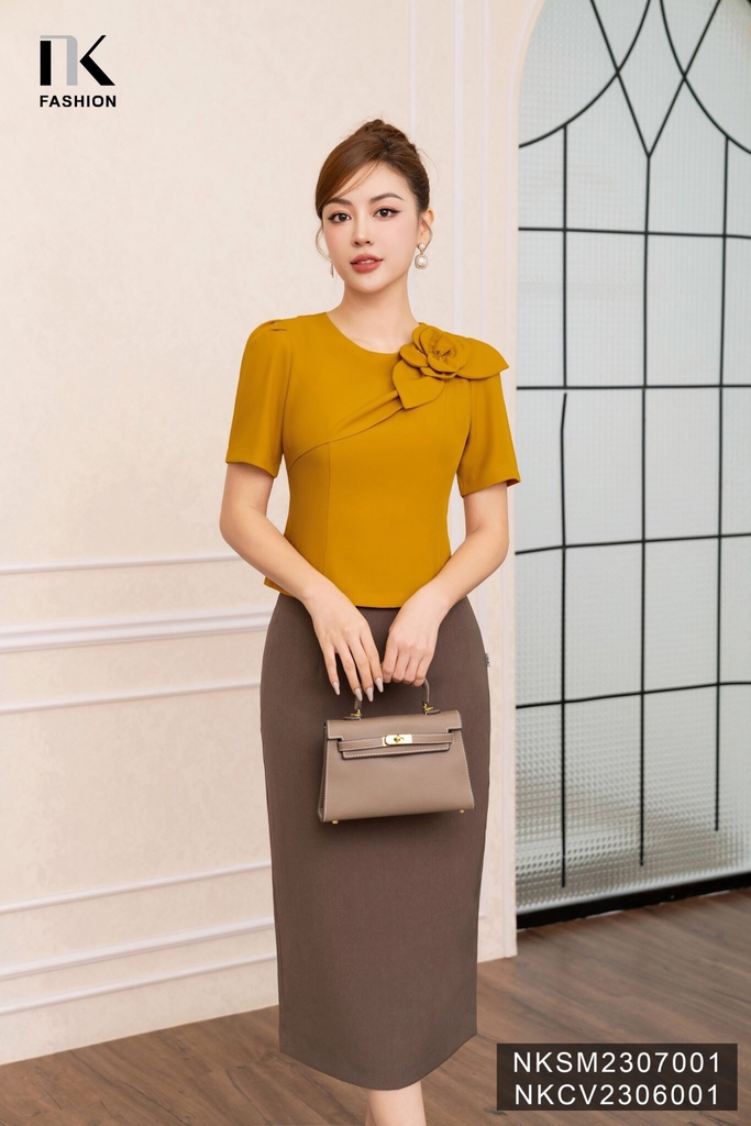 NK FASHION Áo Sơ Mi Cộc Tay Xếp Hoa Vai Sang Trọng, Quý Phái  NKSM2307001