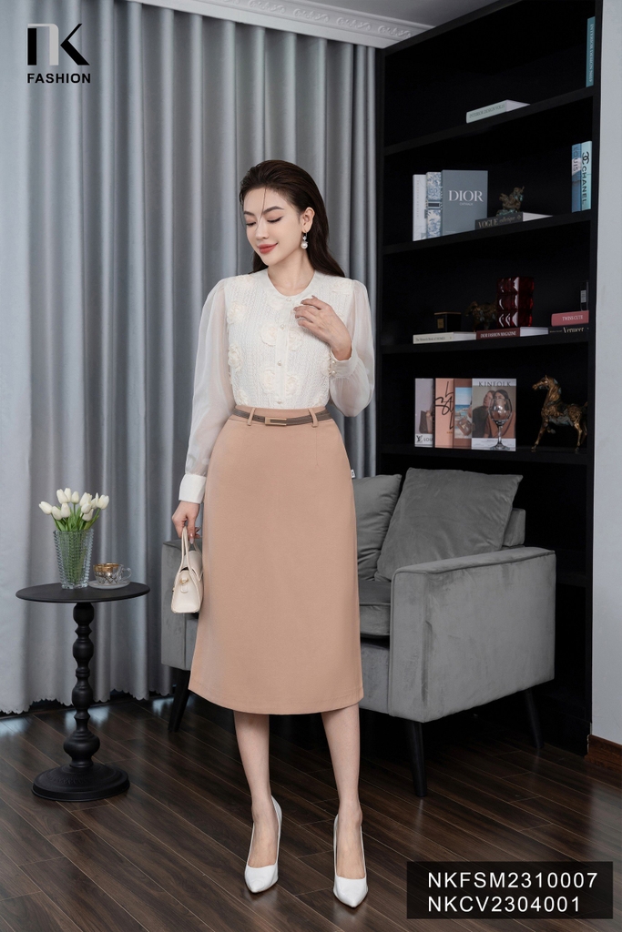 Áo Sơ Mi Dáng Suông Ren Hoa 3D Phối Tay NKFSM2310007