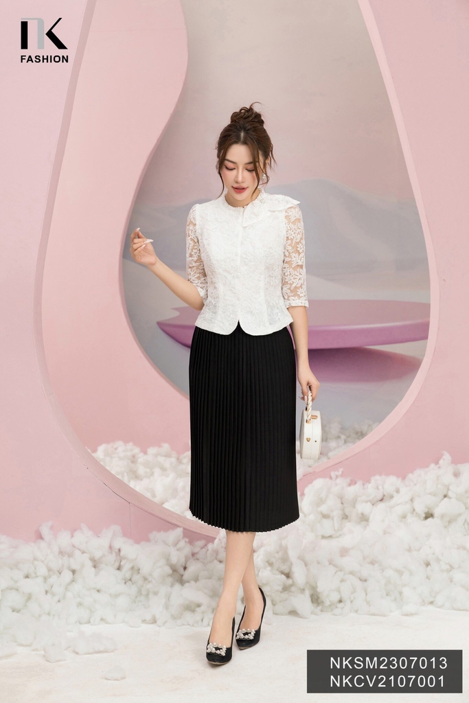 Áo Sơ Mi Ren Dáng Ôm Nơ Cổ Trẻ Trung, Cuốn Hút NKSM2307013
