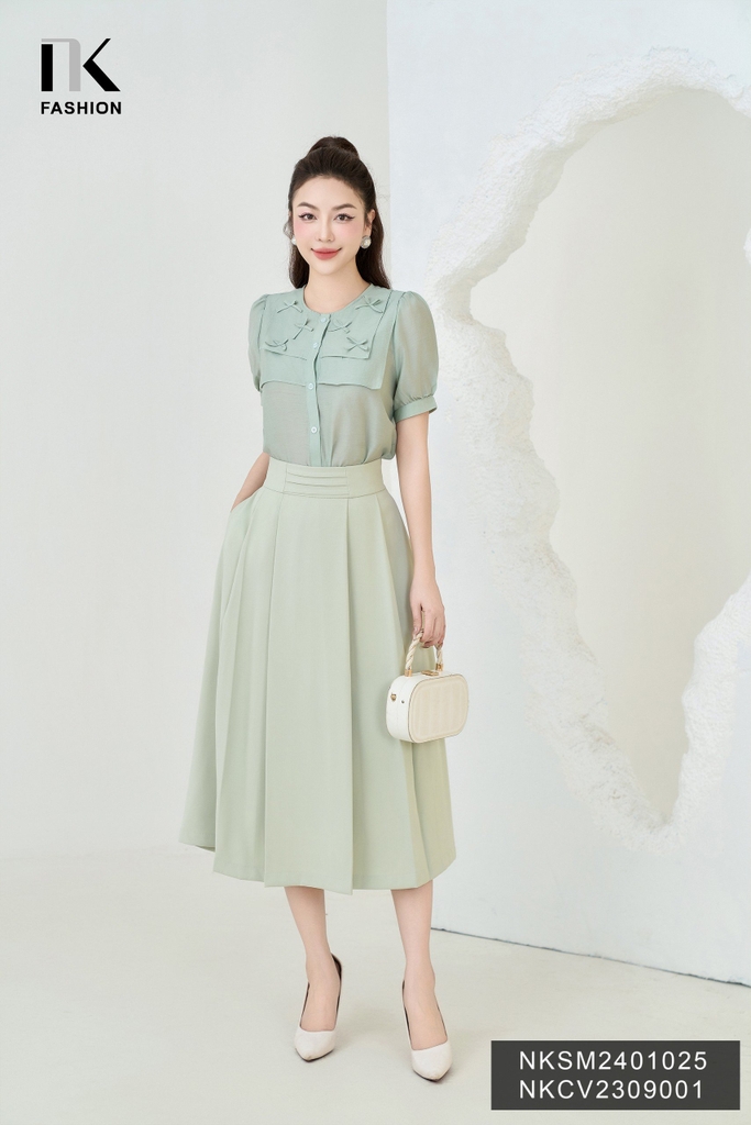 NK Fashion Áo Sơ Mi Cổ Tròn Tay Lỡ Đính Nơ Dập Cổ Tiểu Thư, Trẻ Trung NKSM2401025