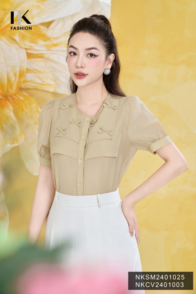 NK Fashion Áo Sơ Mi Cổ Tròn Tay Lỡ Đính Nơ Dập Cổ Tiểu Thư, Trẻ Trung NKSM2401025