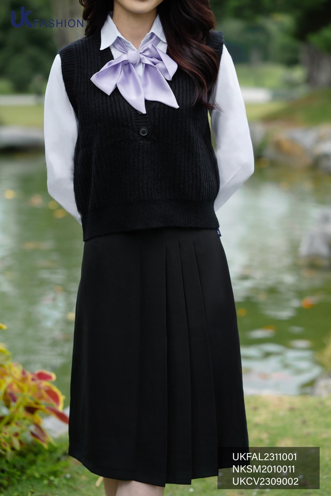 Áo Gile Cổ Tim 2 Cúc UKFAL2311001 UK Fashion Thời Trang Công Sở Nữ Chuẩn Style Hàn Quốc, Chất Vải Mềm, không xù