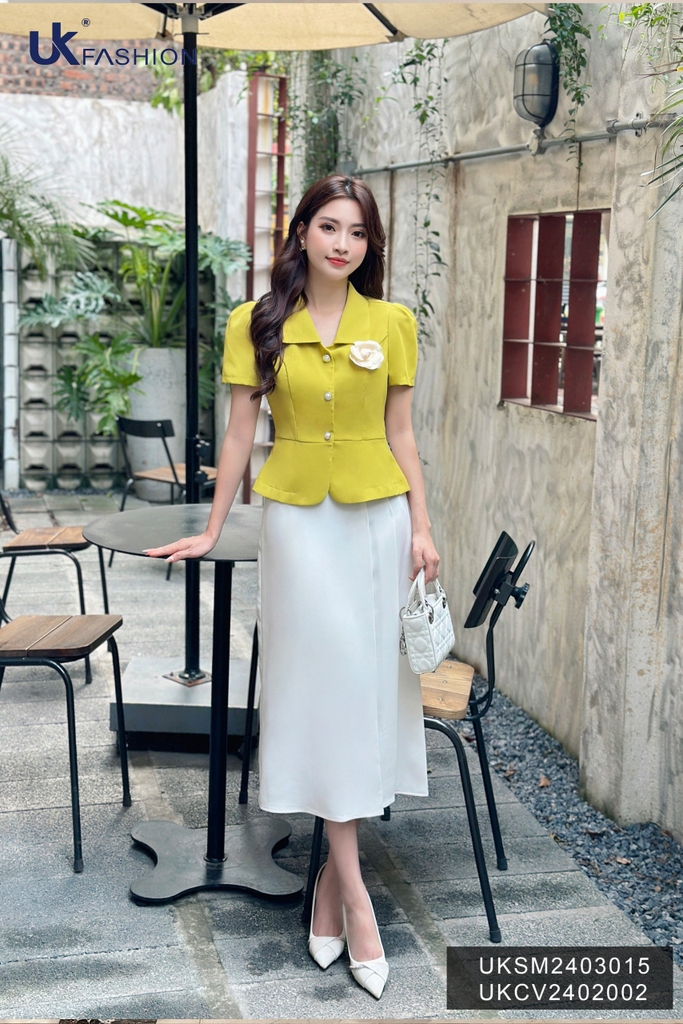 Chân váy chữ A xếp ly sườn Fashion chất liệu cao cấp không nhăn, công sở basic, dễ phối đồ UKCV2402002