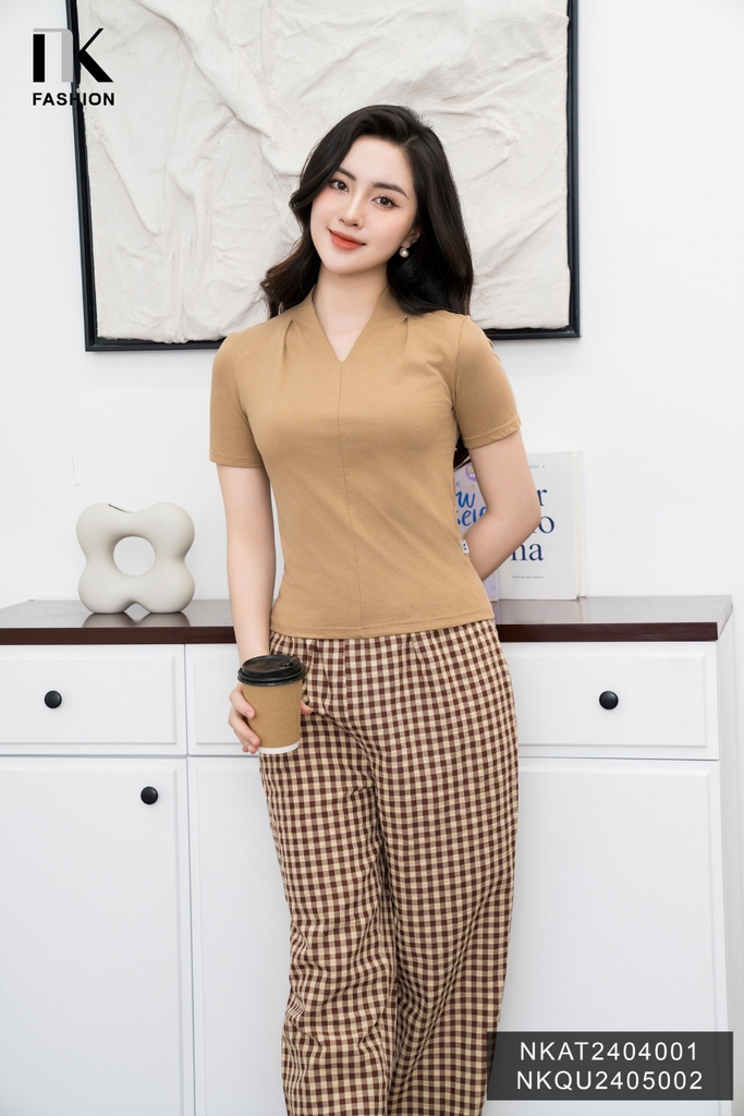 NK Fashion NKAT2404001Áo Thun Tay Cộc Cổ Leo Thời Trang Nữ, Trẻ Trung Năng Động NKAT2404001