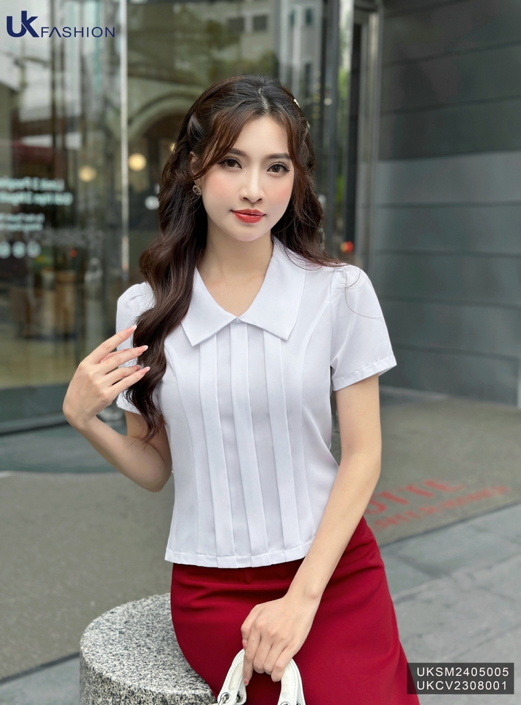 Sơ mi cổ sen vai bồng ly dọc thân, duyên dáng, nữ tính UKSM2405005