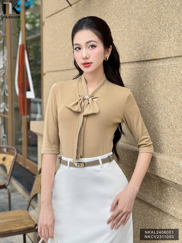ÁO LEN TAY LỠ NƠ CỔ THỜI TRANG NKAL2406001