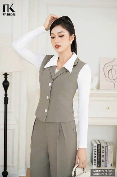 ÁO GHILE CỔ VE 3 CÚC NKSM2408001