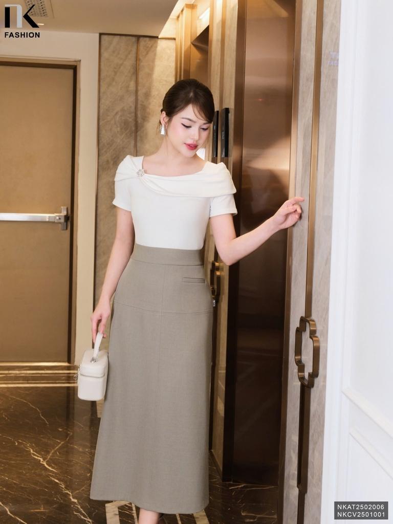 Chân váy công sở A diễu cạp, nhẹ nhàng, ghép set đẹp, dễ mặc NKCV2501001