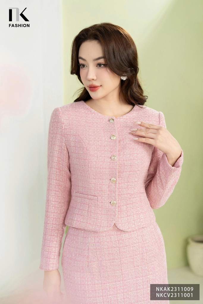 Áo Khoác Dạ Text Cổ Trơn, Sang Trọng, Thanh Lịch NKAK2311009