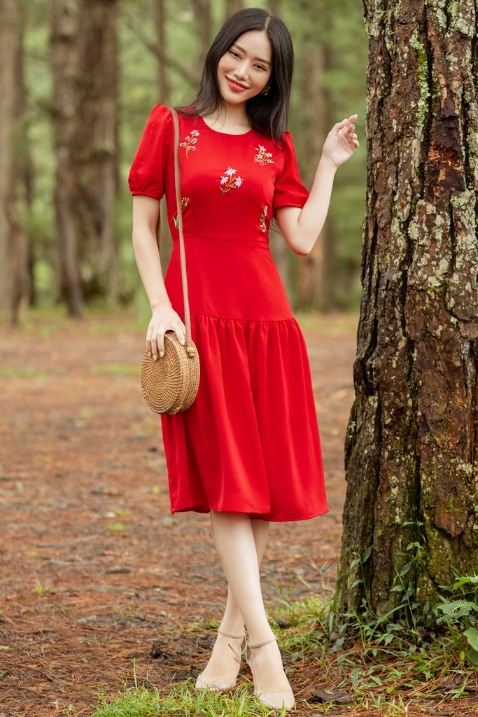 Đầm Thêu Hoa Tay Loe Cao Cấp Mới 100 giá 245000đ gọi 0902 208 623  Quận Bình Tân  Hồ Chí Minh id4c250e00