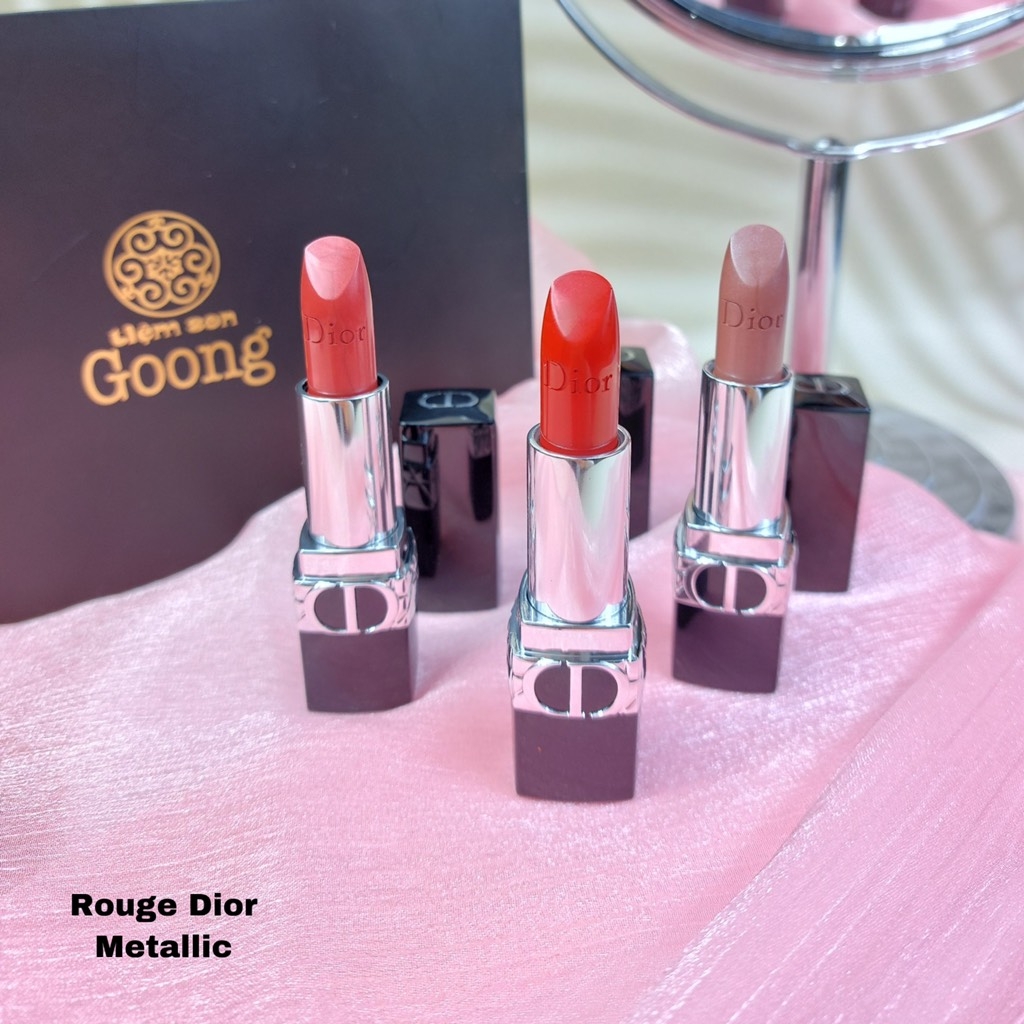 Dior Candy Cane 322 Double Rouge Matte Metal Colour  Couture Contour  Lipstick Review  Swatches