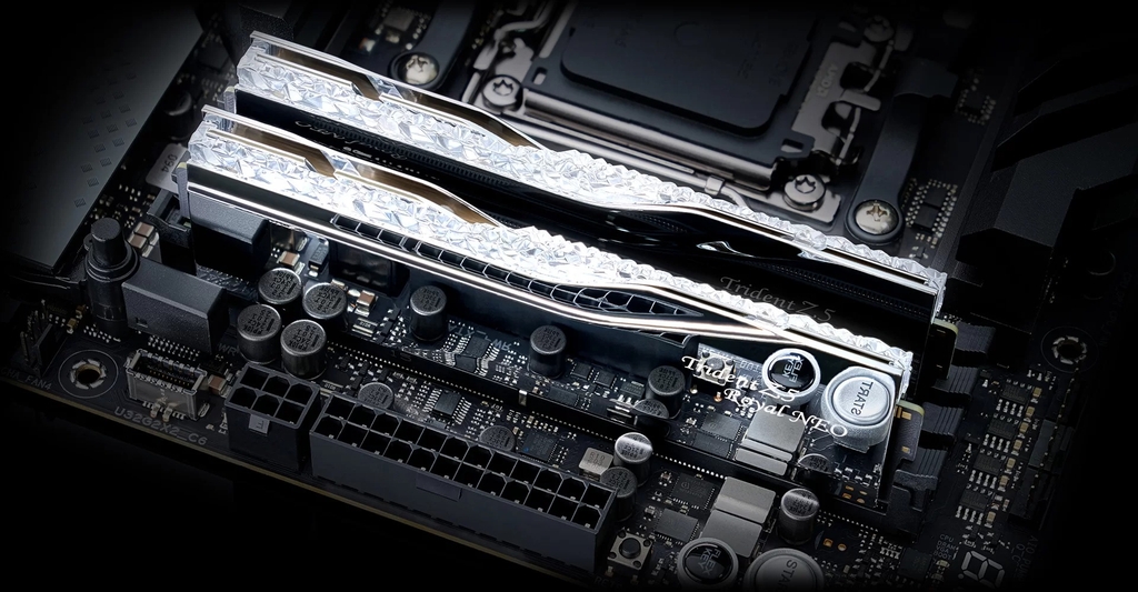 RAM PC G.SKILL Trident Z5 Royal Neo RGB F5-6000J3036F48GX2-TR5NS (96GB (2x48GB), DDR5-6000, CL30, bạc)