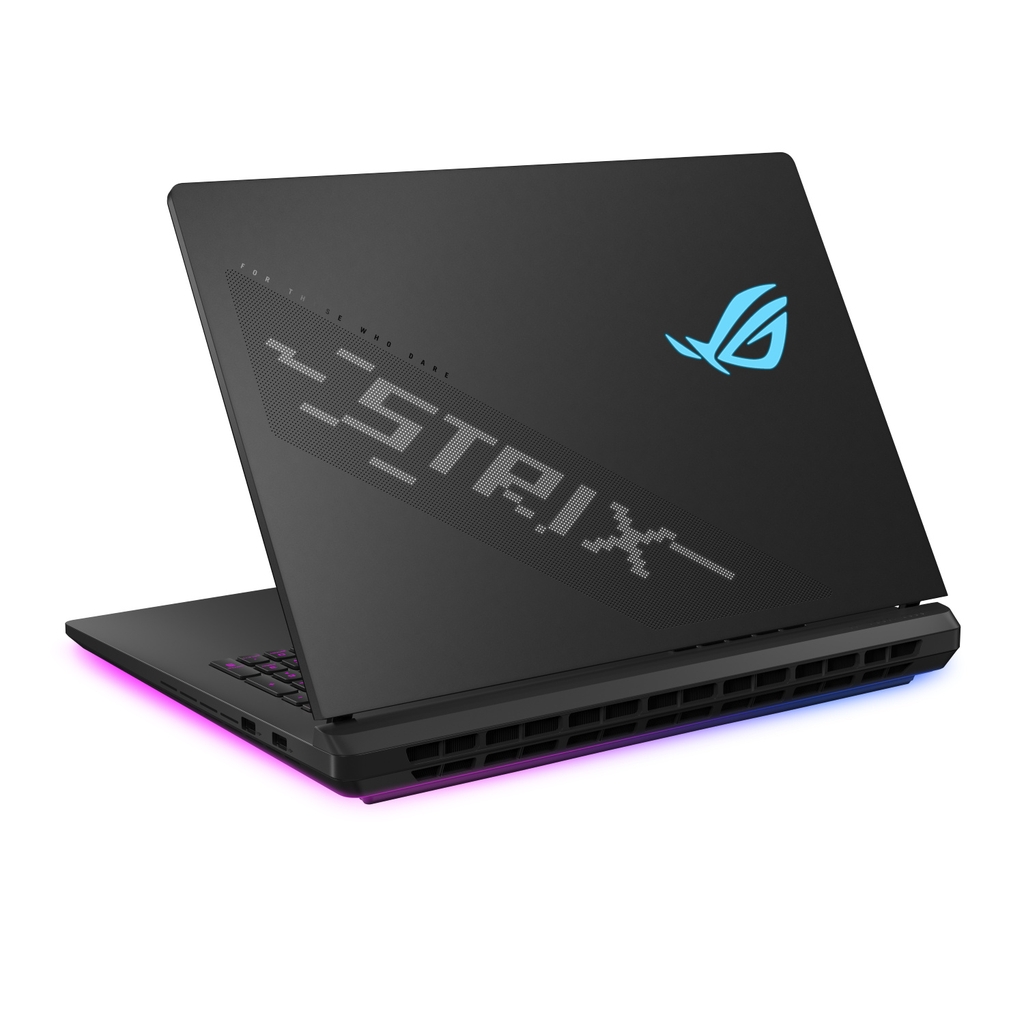 Laptop Gaming ASUS ROG Strix SCAR 18 G835LXG-TQ473W (Core Ultra 9 290HX Plus, 64GB, 2TB, RTX 5090 24GB, 18