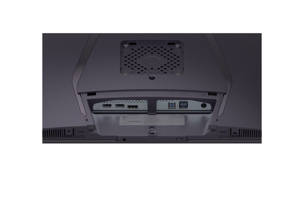 Màn hình Gaming LG UltraGear OLED 32GX850A-B (31.5