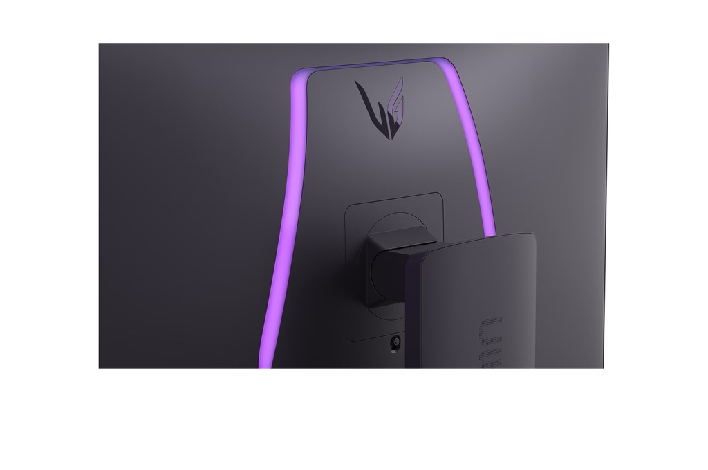 Màn hình Gaming LG UltraGear OLED 32GS95UV-B (31.5