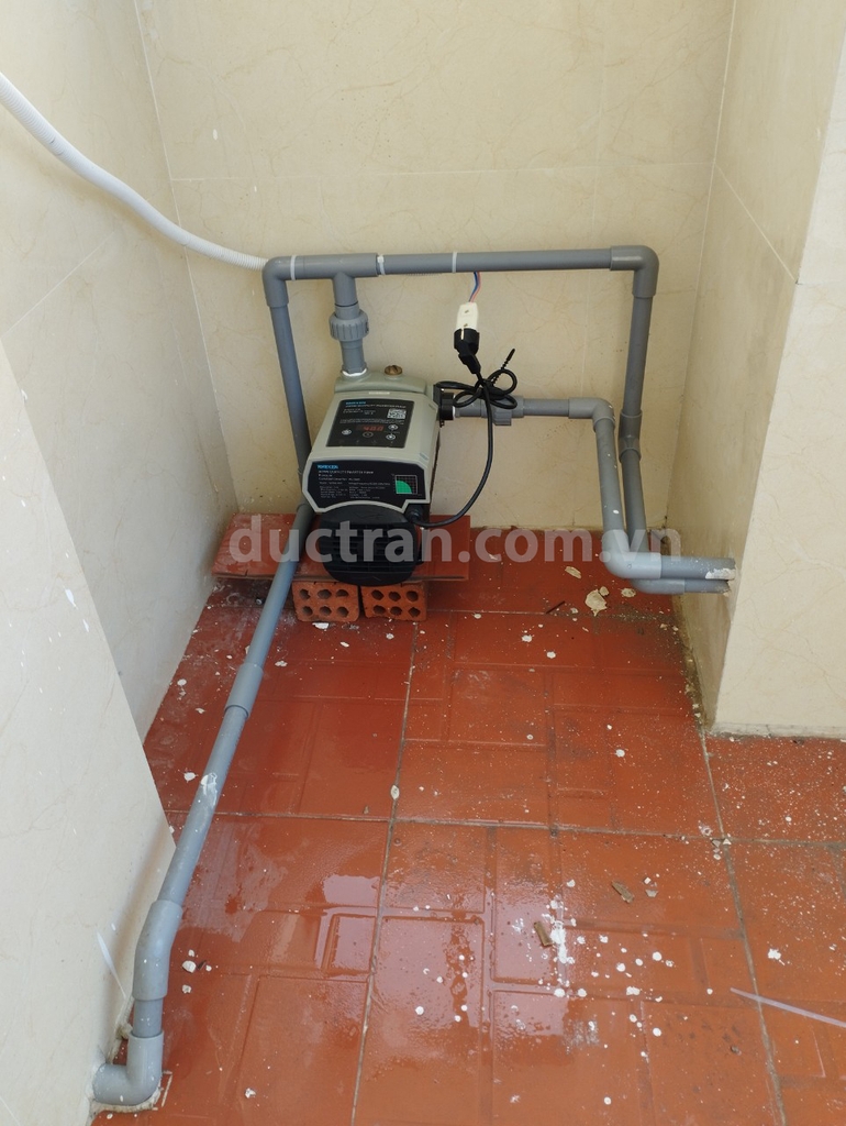 Bơm Rheken tăng áp điều khiển biến tần WZB35-400I