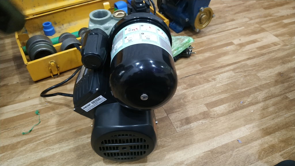 Bơm Rheken đầu gang -  không tự động JLM80-800