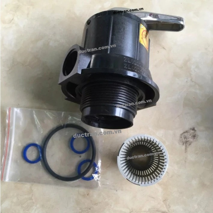 van-3-ngã-phi-27-tu-súc-xả-runxin