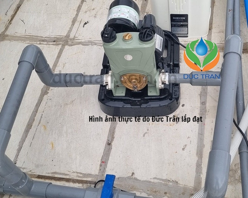 Bơm Rheken đầu gang tự động có hộp bảo vệ JLSM60-C200A