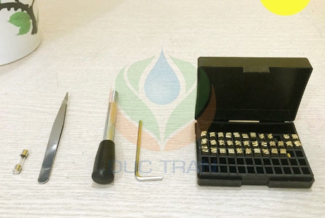 Máy In Date Dập Tay DY-8