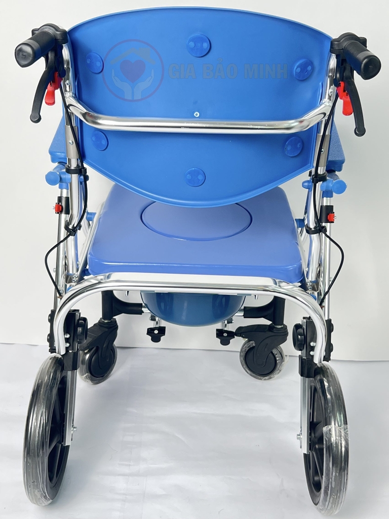 XE LĂN TẮM CÓ BÔ ĐA NĂNG