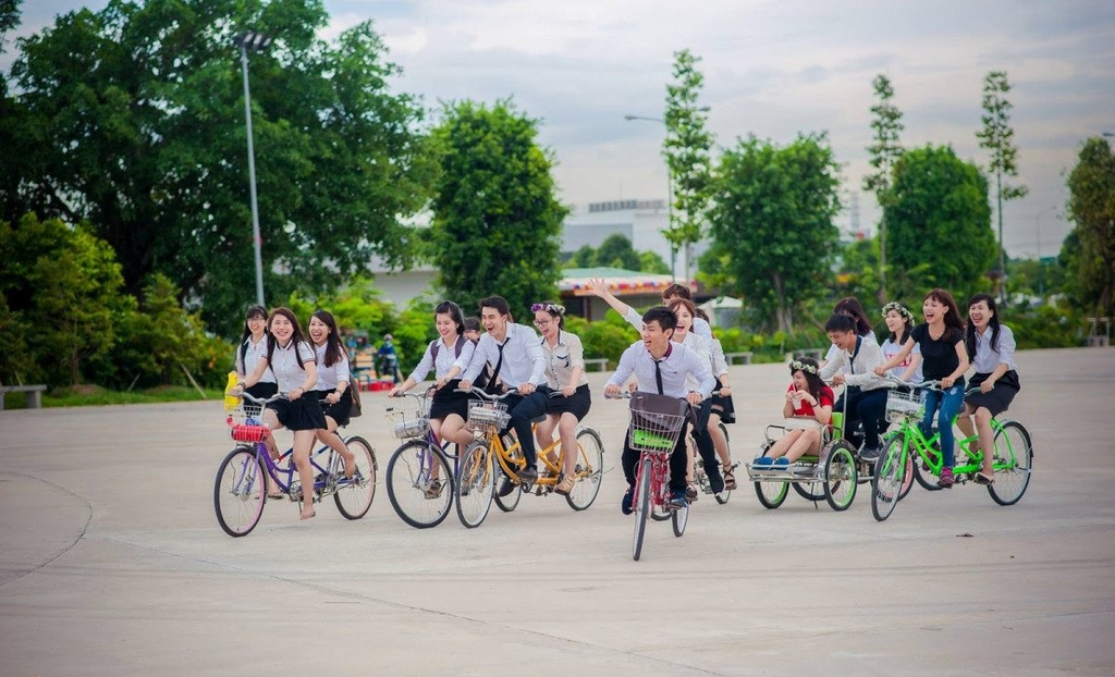 Đạp xe đến trường - Bike2School