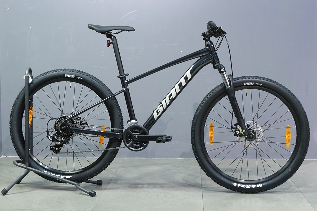 Xe đạp thể thao GIANT TALON 4 