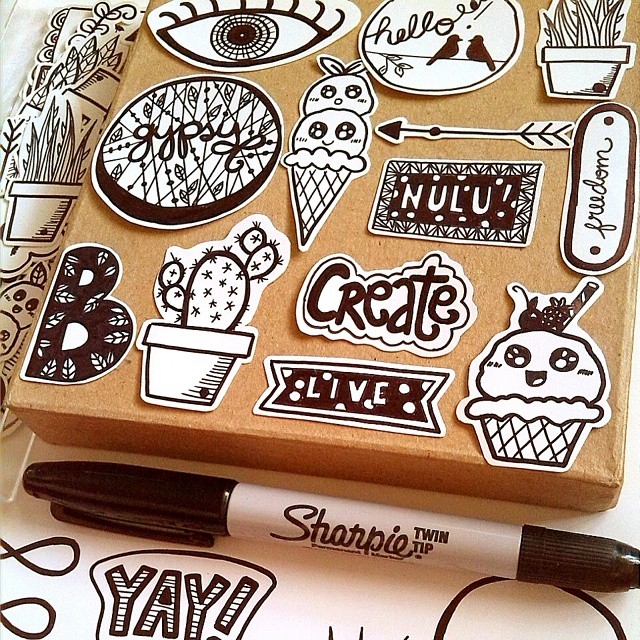 Bút lông dầu 2 ngòi (Fine/Ultra) Sharpie Twin Tip