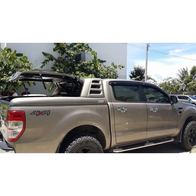 Nắp Thùng Xe Bán Tải Thấp Ford Ranger Mang Cá