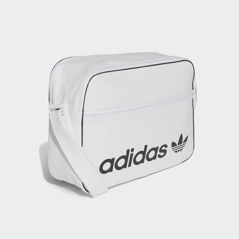 ADIDAS LINEAR CLASSIC DAILY BACKPACK/ BLACK - The Cross Trainer