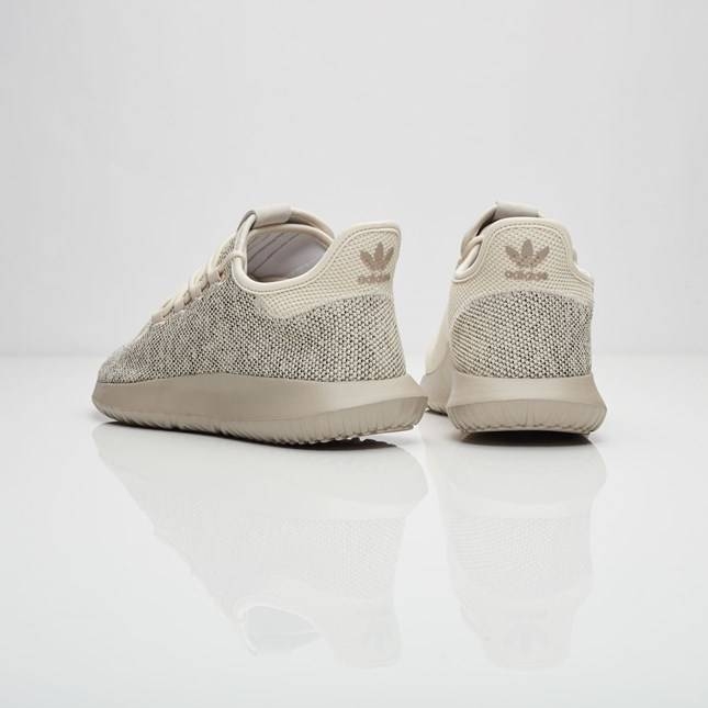 Adidas tubular top shadow knit pantip