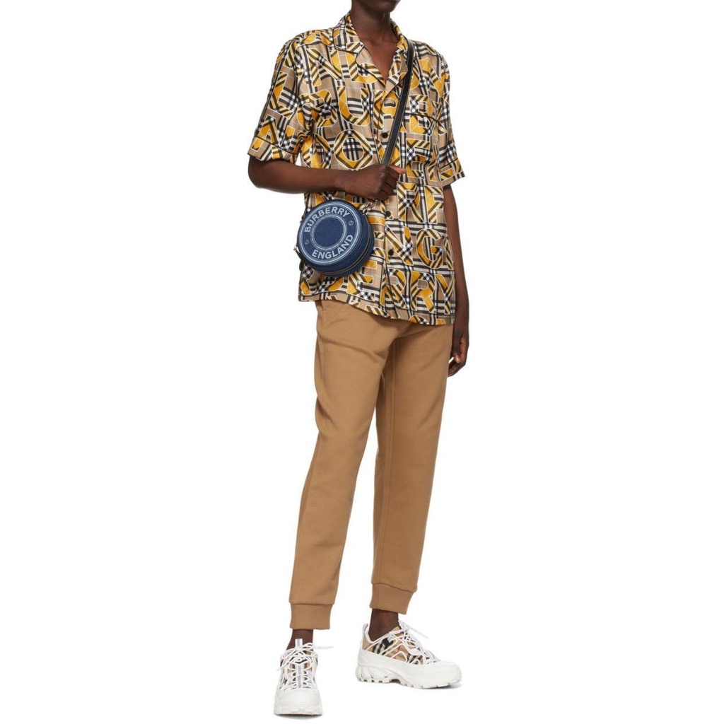 Burberry Chunky Sneaker Layer 'Cổ Điển'