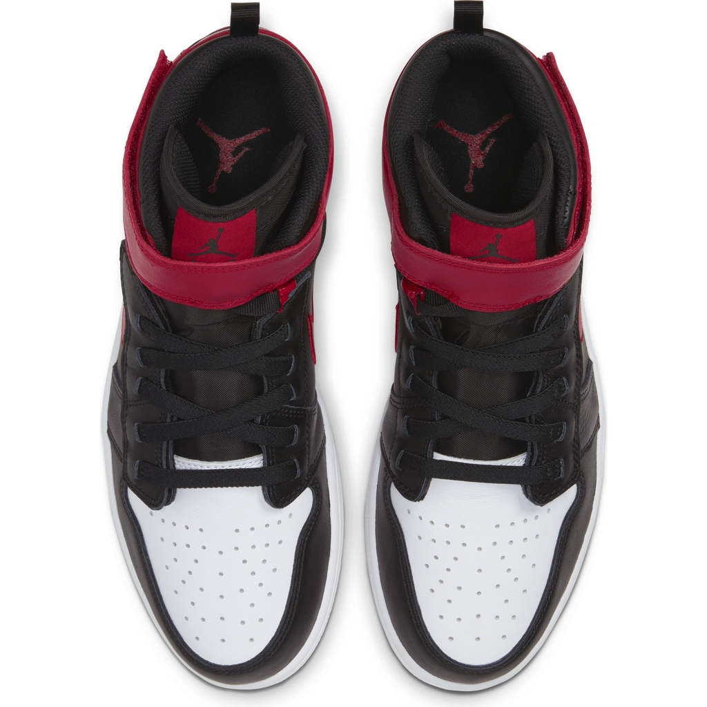 Jordan 1 High FlyEase 'Black Toe'