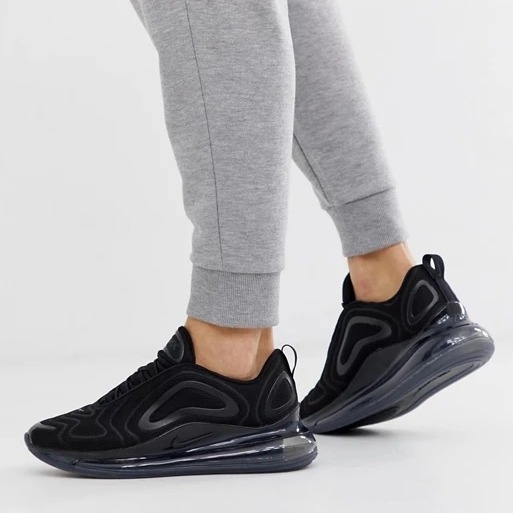 Nike Air Max 720 'Triple Black' | Duyet Fashion