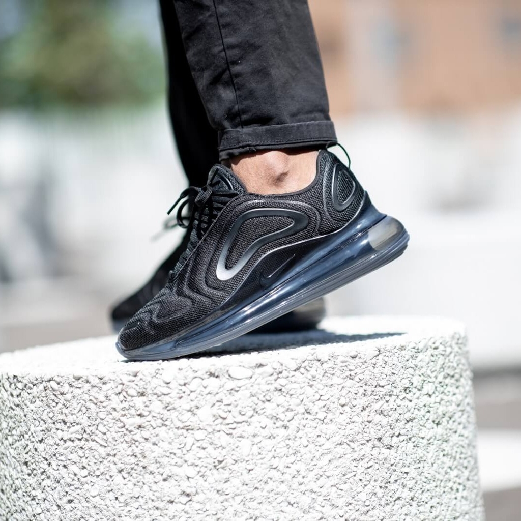Nike Air Max 720 'Triple Black' | Duyet Fashion Nike Air Max 720 'Triple Black' | Duyet Fashion